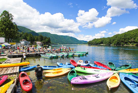 木崎湖モダンボート