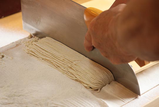 そば打ち体験(3日前までに要予約)