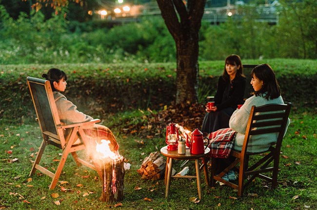 北アルプスを望む一棟貸しのログコテージ