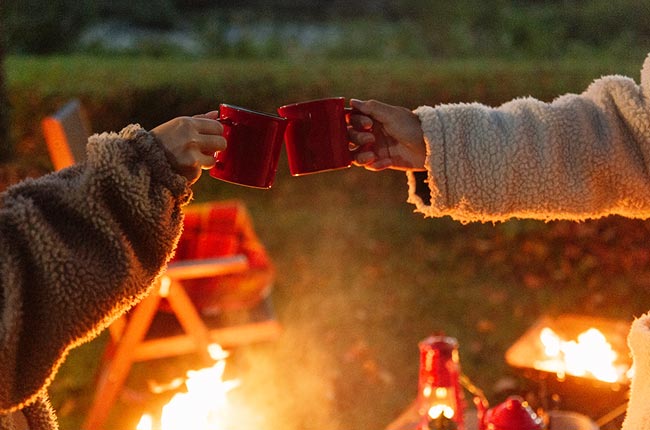 北アルプスを望む一棟貸しのログコテージ